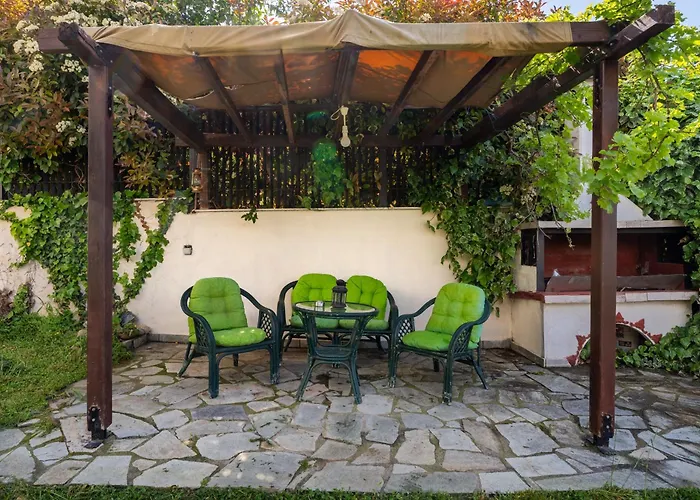 θέα θάλασσα δίπλα άγιο λουκά και αεροδρόμιο Apartamento *