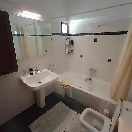Panorama Seaview Apartment *