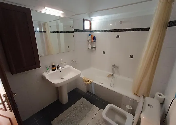 Panorama Seaview Apartment *